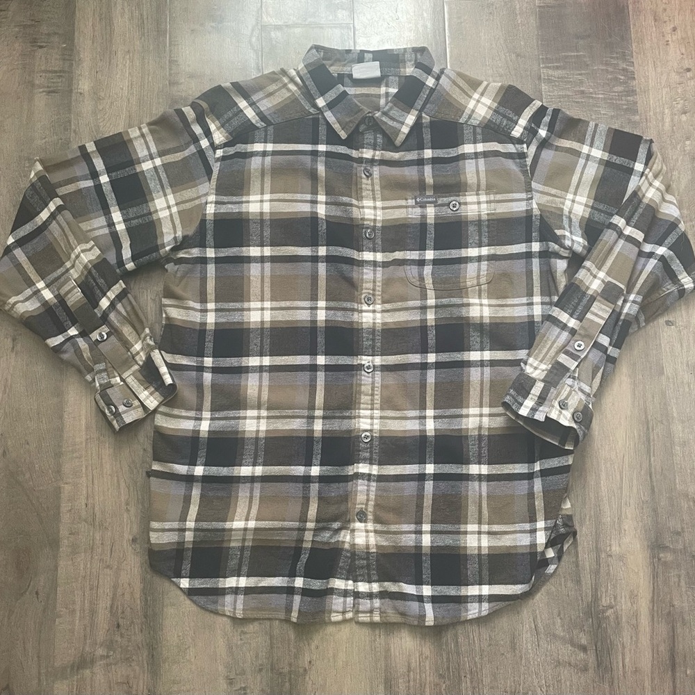 Columbia Men's Plaid Flannel Button-Down Shirt